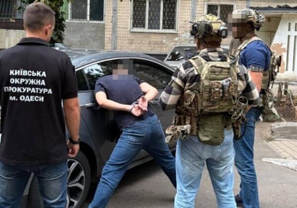 Давили на криптотрейдера: в Одессе будут судить двух вымогателей